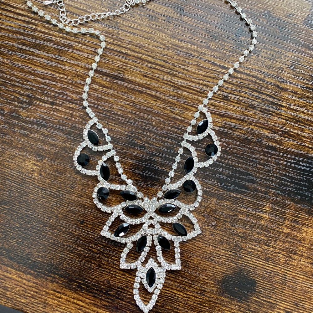 Black and Silver Gem Necklace